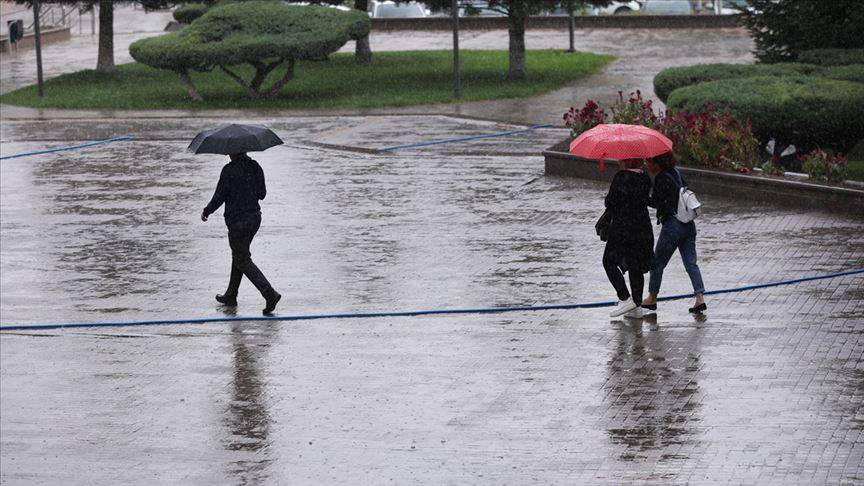 21 Ağustos’ta Karadeniz’de bardaktan boşanırcasına yağmur! O iller için sel uyarısı yapıldı 7